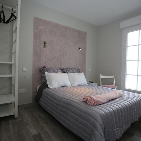 Hotel Le Merle Blanc Louchats Esterno foto